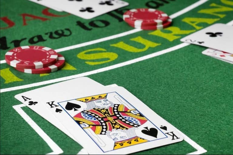 Meja Speed Roulette dengan dealer langsung di platform sawit88